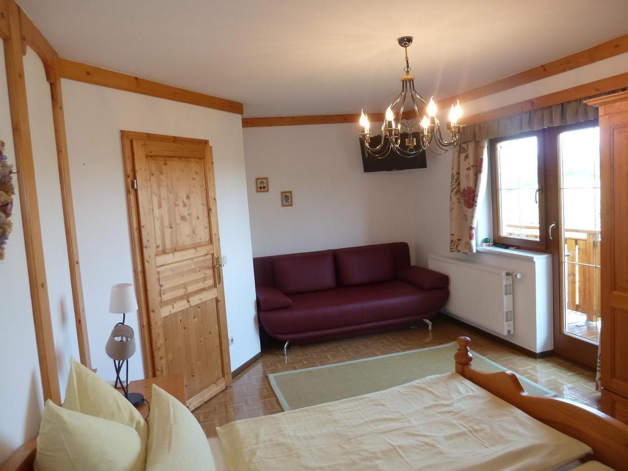 Weingut- Gästezimmer Marko Leutschach Exterior foto