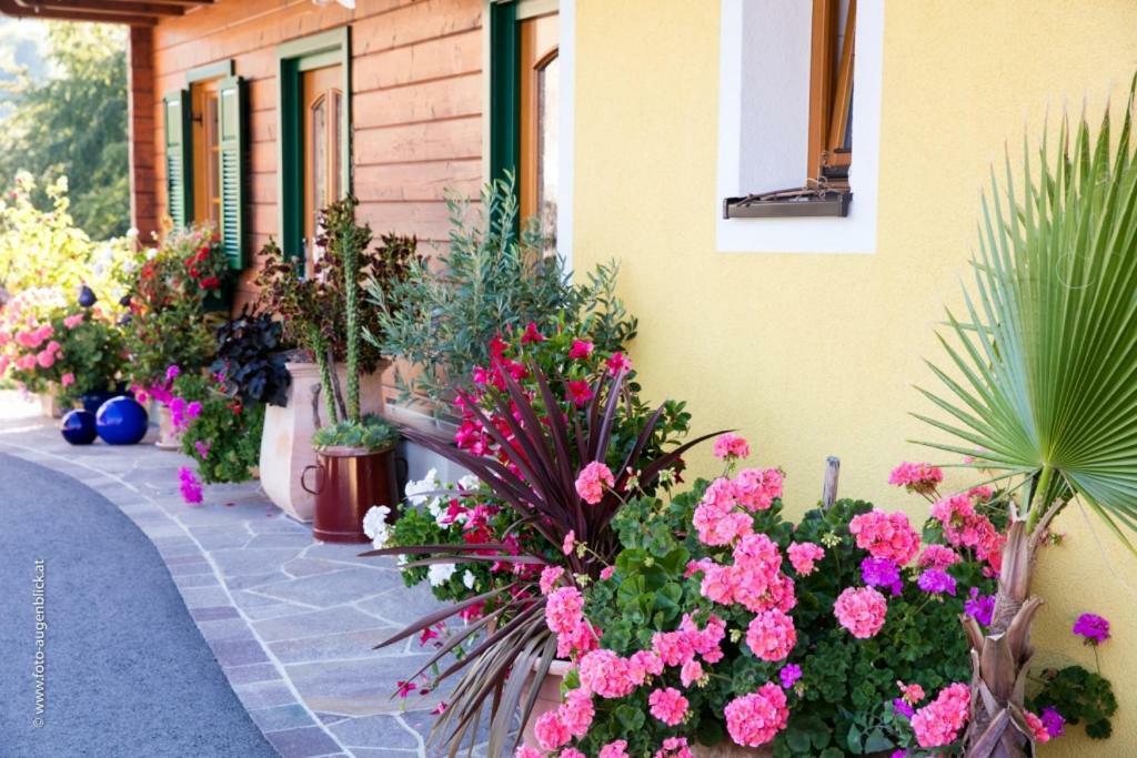 Weingut- Gästezimmer Marko Leutschach Exterior foto